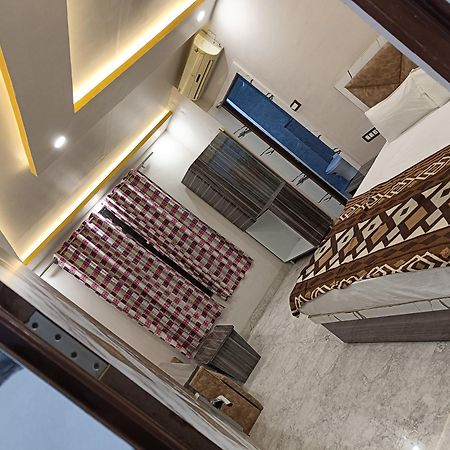 فندق Pragya International فاراناسي المظهر الخارجي الصورة